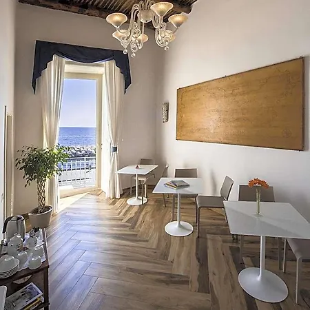 Mareluna De Charme Bed & Breakfast