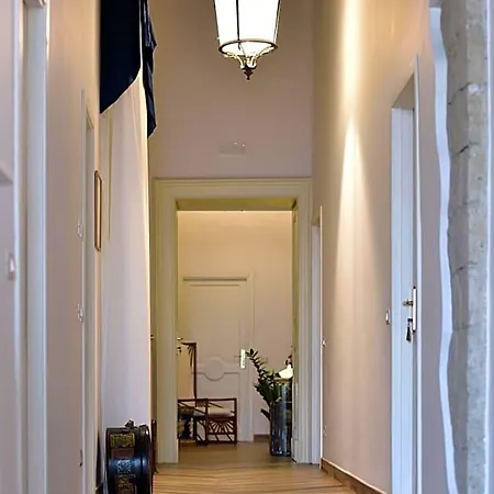 Mareluna De Charme 4* Napoli