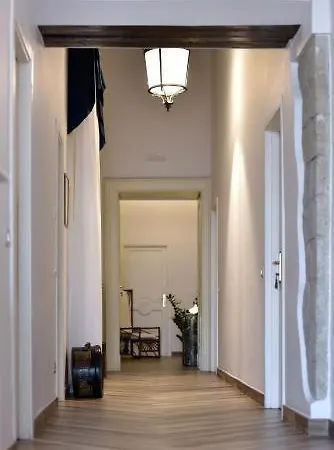 Mareluna De Charme 4* ナポリ